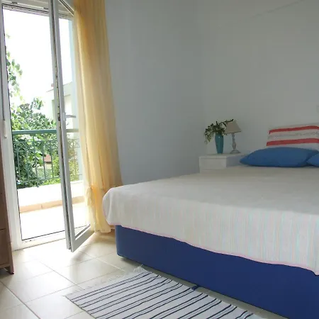 Semesterbostad House By The Sea